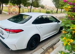 تۆیۆتا کۆرۆلا